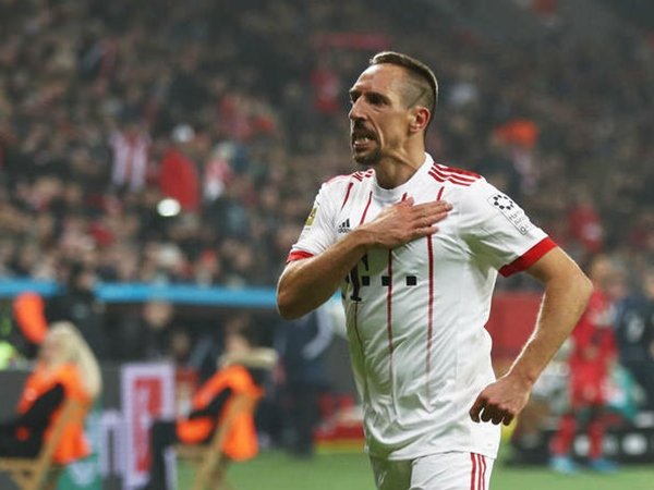 Ulreich Dukung Ribery Dapatkan Perpanjangan Kontrak di Bayern