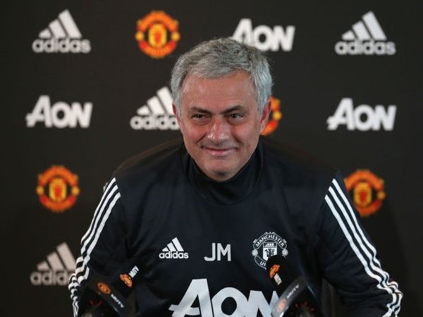 Jose Mourinho Isyaratkan Siap untuk Teken Kontrak Baru di Man United