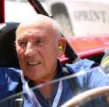 Legenda Motorsport, Sir Stirling Moss Umumkan Jika Dirinya Pensiun