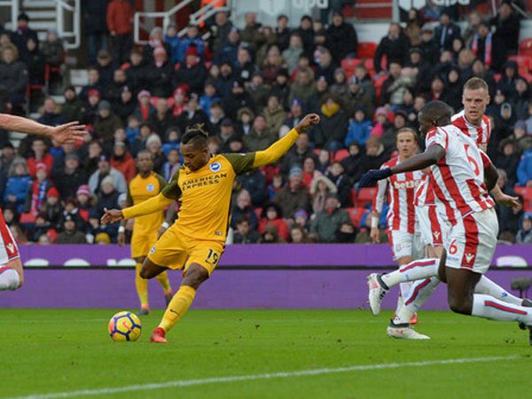 Jose Izquierdo Puas dengan Golnya ke Gawang Stoke