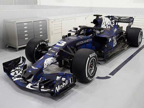 Red Bull Resmi Merilis Mobil Edisi Spesial 'RB14'