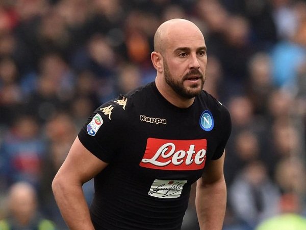 Hot! Detail Kontrak Pepe Reina Bersama Milan Terungkap