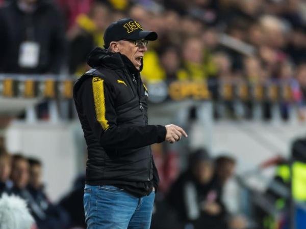 Dortmund Tak Akan Terburu-Buru Ambil Keputusan Soal Posisi Stoger