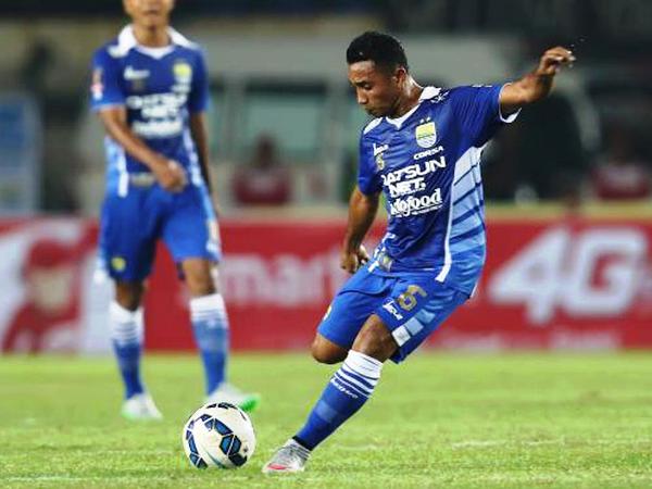 Gomez Tegaskan Persib Tidak Butuh Firman Utina