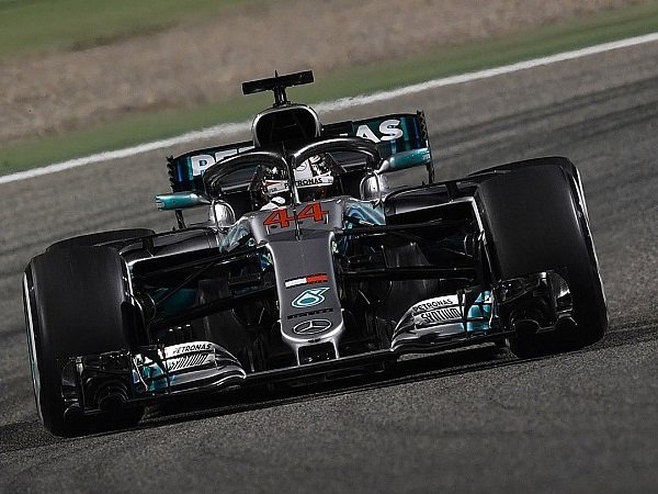 Ganti Gearbox, Lewis Hamilton Dijatuhi Penalti Mundur Lima Grid