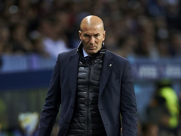 Zidane Tak Peduli dengan Keputusan Kontroversial Wasit kepada Real Madrid