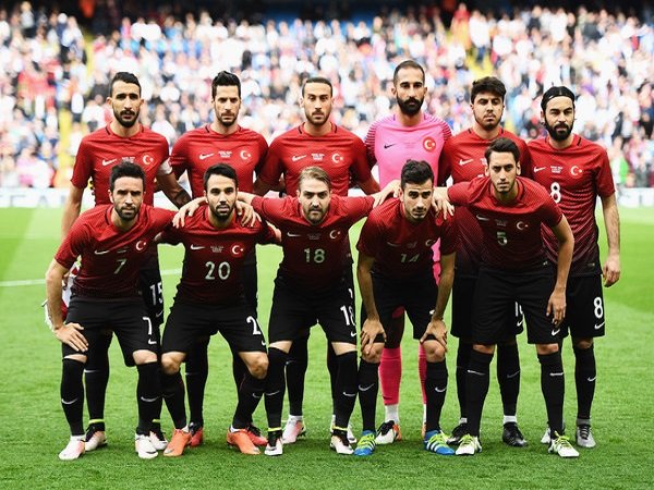 Federasi Sepak Bola Turki Ajukan Diri Jadi Tuan Rumah Euro 2024