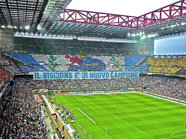 Milan Ancam Angkat Kaki Dari San Siro Andai Inter Tetap Bertahan