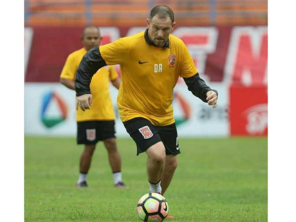 Empat Pertandingan Tanpa Kemenangan, Ini Kata Pelatih Borneo