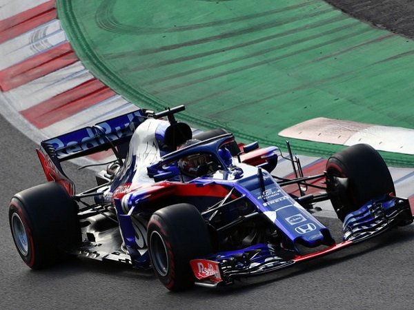 Toro Rosso Kembali Turunkan Pebalap Indonesia pada Tes Hari Kedua