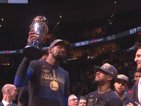 Curry Sebut Durant Pantas Dapat MVP Final