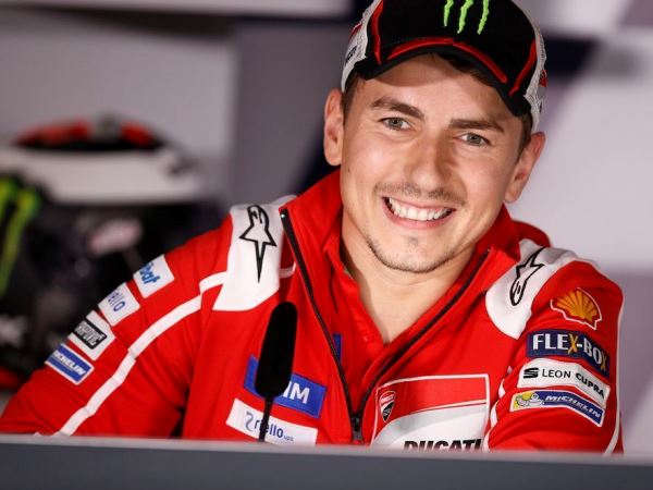 Jorge Lorenzo Puji Kejeniusan Marc Marquez di Sachsenring