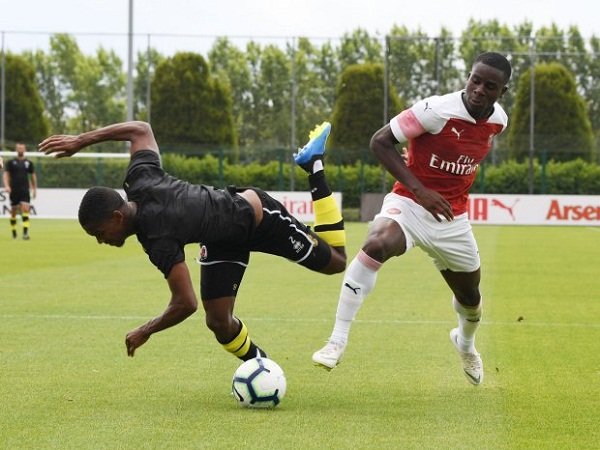 Bintang Junior Arsenal Punya Cara Unik Tarik Perhatian Emery