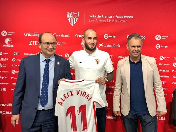 Gabung Sevilla, Vidal Tak Sabar untuk Tampil Hadapi Barcelona di Piala Super Spanyol