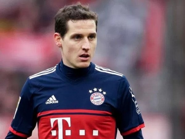 Pelatih Bayern Munich Persilahkan Sebastian Rudy Hengkang