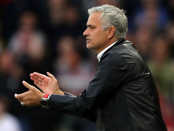 Matic Dikartu Merah, Mourinho Mengaku Tak Tahu
