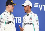 Hamilton Berikan Pembelaan Terkait Strategi Team Order Mercedes