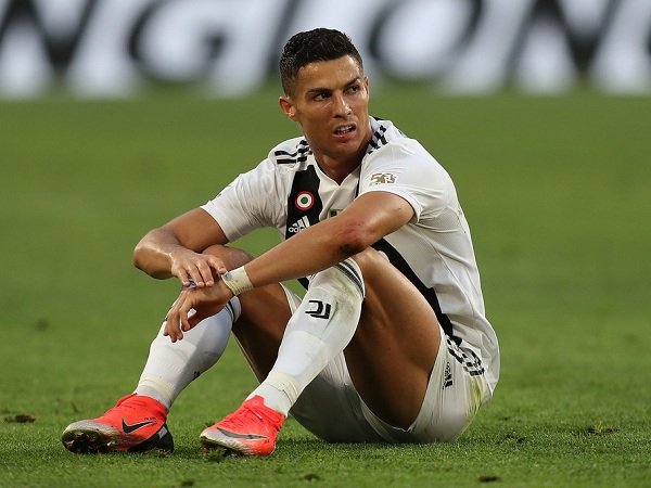 Ramai Dituduh Pemerkosa, Ronaldo Ditinggalkan Sponsor?