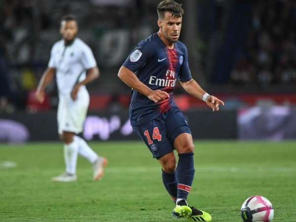 Soal Juan Bernat, Agen Serang Balik Presiden Bayern Munich