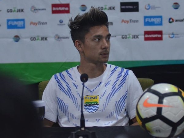 Kim Akan Tampil All Out Untuk Akhiri Paceklik Persib