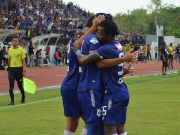 Arema FC Takluk dari PSIS Semarang dengan Skor Tipis 2-1