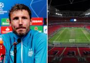 Van Bommel Khawatir Dengan Kondisi Lapangan Di Wembley Jelang Hadapi Tottenham