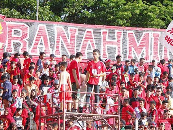 Ini Yang Dilakukan Semen Padang FC Untuk Menggaet Dukungan Suporter