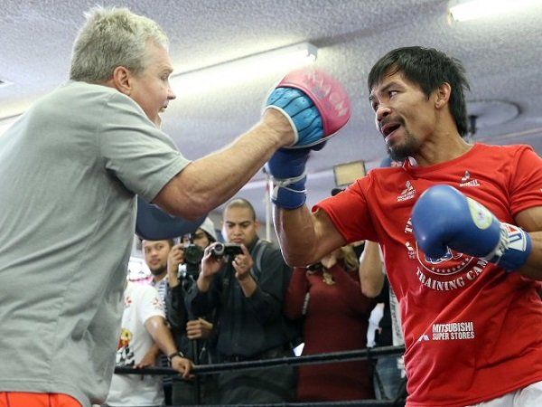 Pacquiao dan Roach Belum Sepakat Kerja Sama Lagi