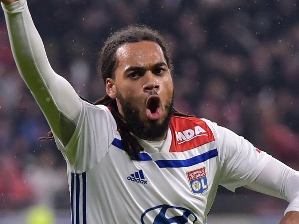 Kalahkan St Etienne 1-0, Lyon Untuk Sementara Naik Ke Posisi Dua Klasemen Liga Prancis