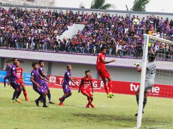 Persita 1-0 Semen Padang FC, Tugas Berat Menunggu Kabau Sirah