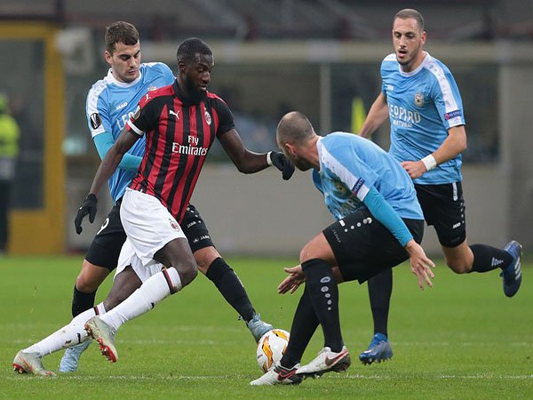 AC Milan Masuk ke Zona Liga Champions