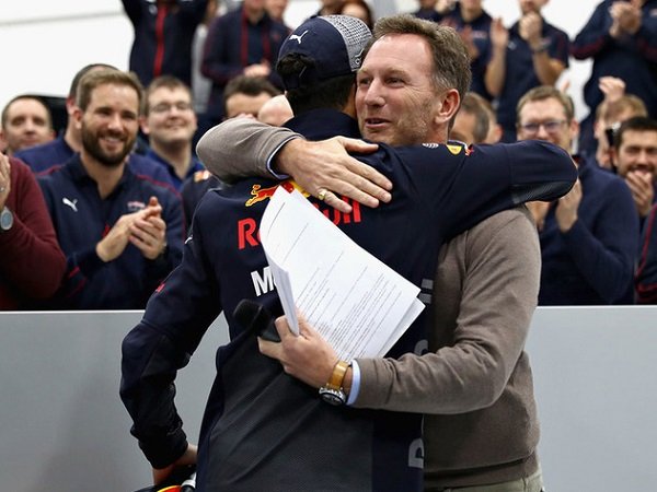 Kunjungi Pabrik Red Bull, Ricciardo Ucapkan Salam Perpisahan