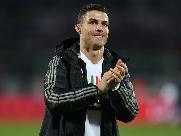 Rivaldo Anggap Ronaldo Lebih Pantas Raih Ballon d'Or Ketimbang Modric