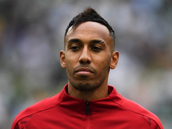 Hasenhuttl Ingin Soton Batasi Suplai Bola ke Aubameyang