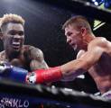 Taklukkan Matt Korobov, Jermall Charlo Pertahankan Gelar