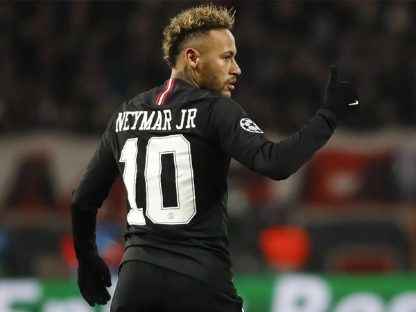 Arthur: Datanglah ke Barcelona, Neymar!