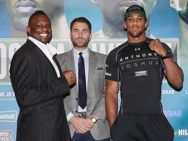 Hearn: Joshua vs Whyte Akan Jadi Laga yang Luar Biasa