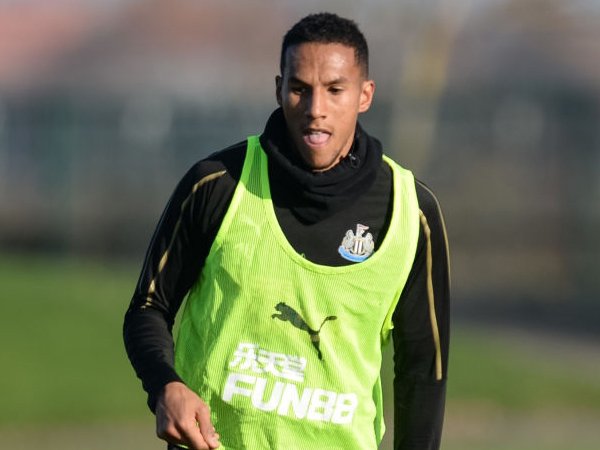 Isaac Hayden Yakin Newcastle Akan Izinkannya Pergi