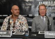 Frank Warren: Fury Lebih Menarik Dibanding Joshua