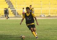Gelandang Semen Padang FC Sambut Baik Kedatangan Syaiful Indra