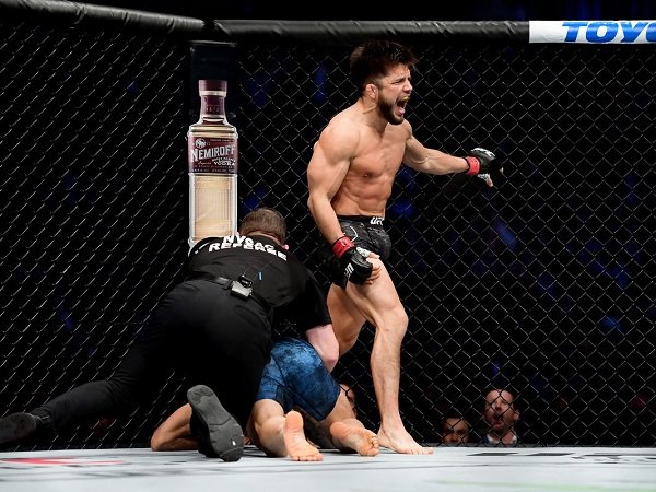 Cejudo Hanya Butuh 32 Detik Untuk Kalahkan Dillashaw