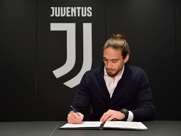 Juventus Sertakan Caceres untuk Laga Coppa Italia Kontra Atalanta, Pjanic Balik