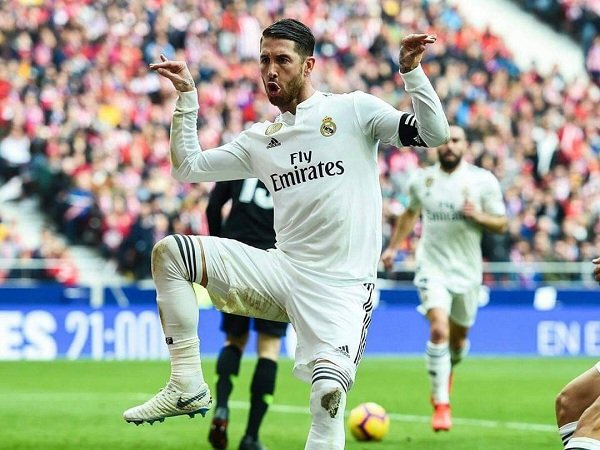 Ramos Lakoni Laga ke-600 untuk Real Madrid, Solari Berharap Marcelo Bertahan