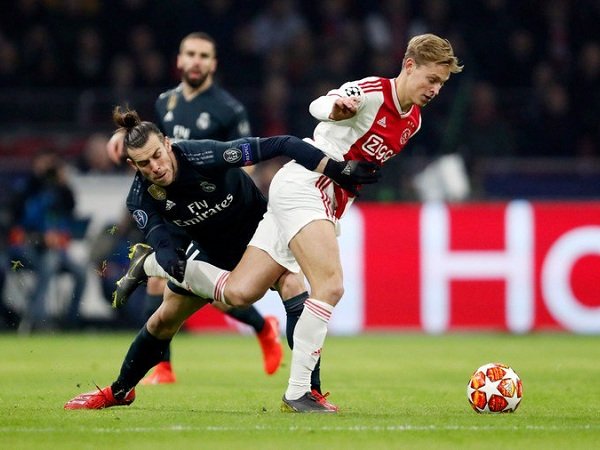 Ajax Kalah dari Real Madrid, De Jong Sebut VAR Hanya Untungkan Tim Besar