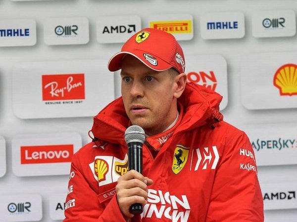 Vettel Acungi Jempol Persiapan Ferrari yang Nyaris Sempurna