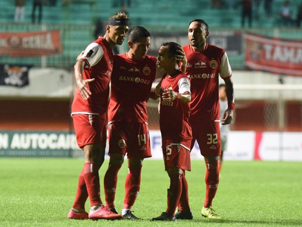 Peran Besar The Jakmania Kala Persija Jakarta Mencukur Borneo FC