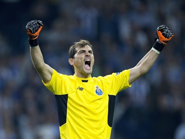 Perbarui Kontrak dengan FC Porto, Casillas Ingin Main Hingga Usia 40 Tahun