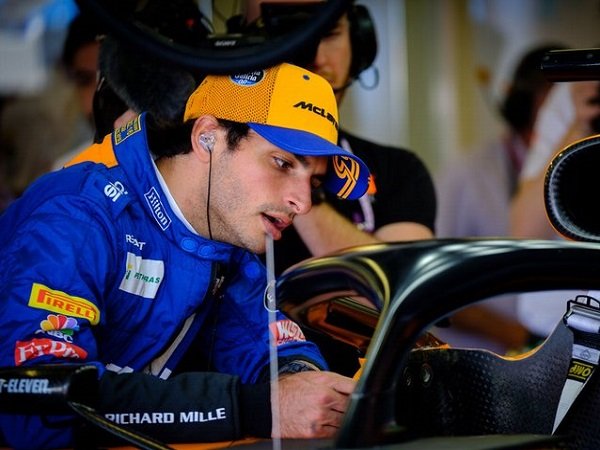 Carlos Sainz Puji Peningkatan Mesin Renault
