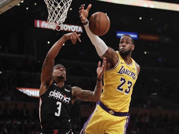 Los Angeles Lakers Menang Dominan Atas Washington Wizards