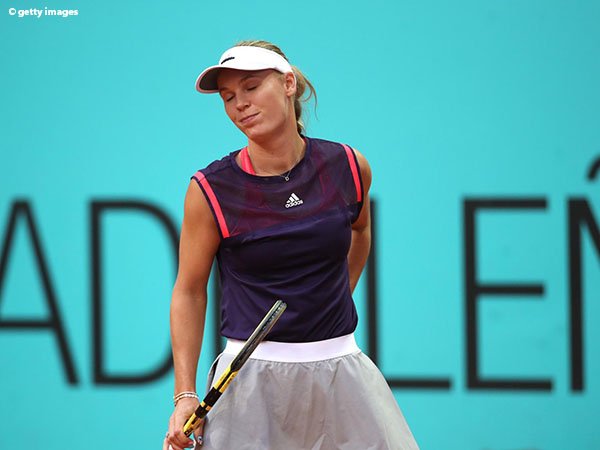 Cedera Paksa Caroline Wozniacki Mundur Dari Madrid